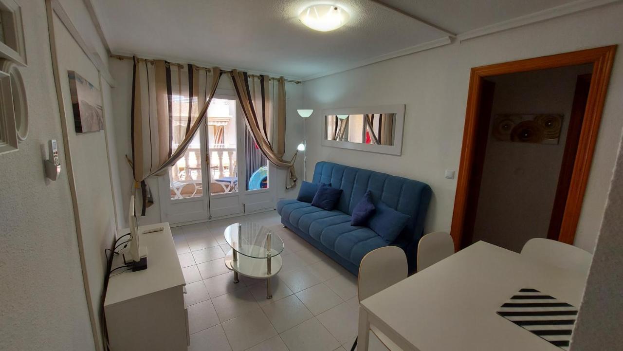 Spacious Apartment Torrevieja Esterno foto